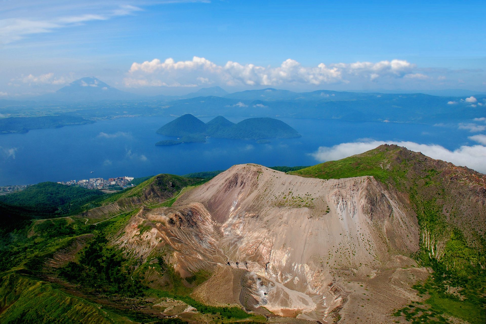有珠山